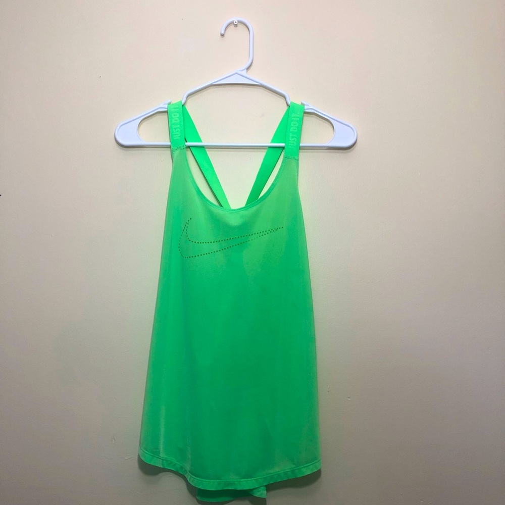Nike Dry-Fit Loose Fit